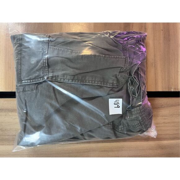 Roundtree & Yorke Men's Classic Fit 9" Inseam Stretch Cargo Shorts Khaki 44 - Picture 6 of 8